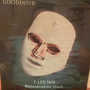New sealed Gooddove 7 led skin rejuvenating mask
